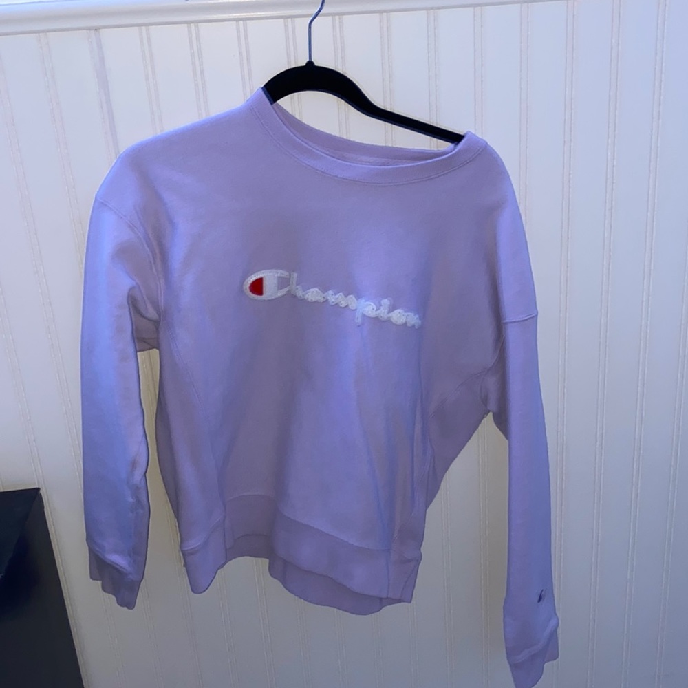 Light purple Champion crewneck sweatshirt